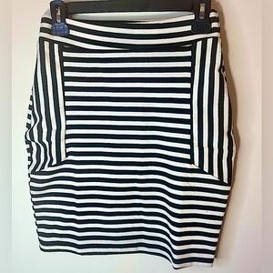 FOUR STARS Black & White Striped Bodycon Mini Skirt Women’s Size Large
